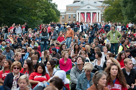 Photo: Obama overflow 2010