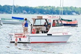 Photo: UW rescue boat
