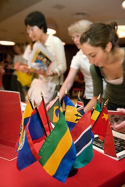 Photo: students at study abroad fair